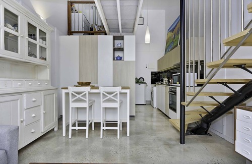 Mullumbimby House | Relax at Mullum Haven 4: Central Location with Family Rooms