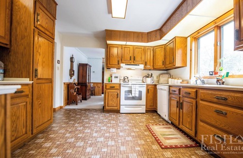 Laporte House | Experience Mulrooney's: Ideal Ranch Home with Pool & Breakfast