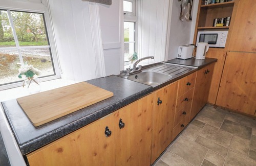 Donegal Cottage | Family-Friendly Mulroy Cottage with Open Fire in Downings