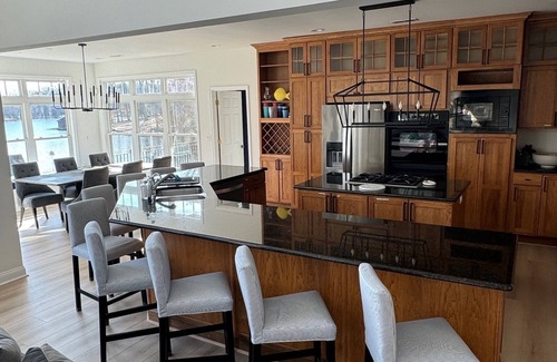 Bumpass House | Ideal Family Retreat - Lakefront Haven with Private Lagoon
