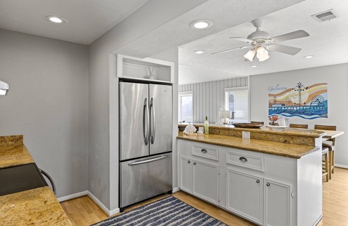 Pirates Beach House | Ultimate Retreat with Views, Games & Pool for 14 Guests!