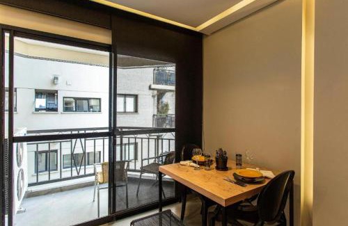 Vila Olimpia Apartment | Modern Apartment in Vila Olímpia with Pool & Family Amenities