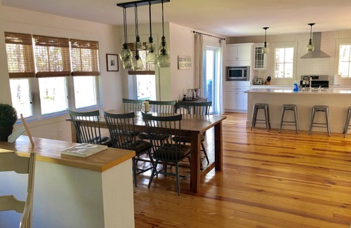 Oak Bluffs House | Ideal Location with Multiple Ensuites and Oceanfront Views