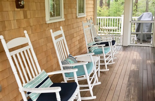 Oak Bluffs House | Ideal Location with Multiple Ensuites and Oceanfront Views