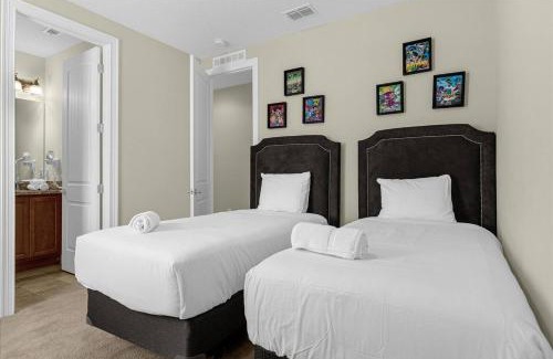 West Kissimmee House | Spacious Family Home with Pool, Spa & Ocean Views