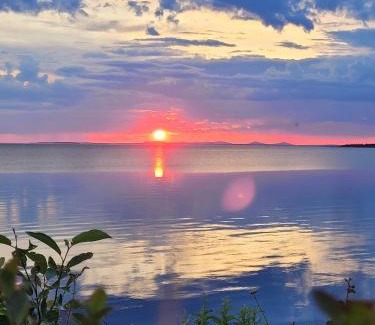 Sodankyla Apartment | Oceanfront Escape at Mummon Mökki - Top Rated 10/10 Stay