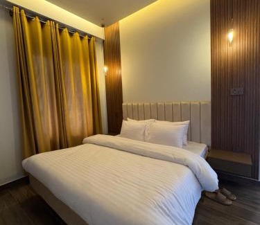 Muzaffarabad Apartment | Munawar Residence