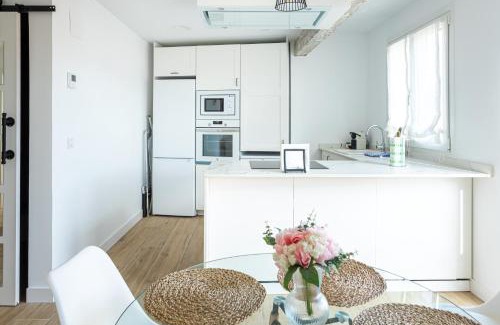 Mundaka Apartment | Exceptional Stay at Mundaka Centre by Urdaibai Rentals