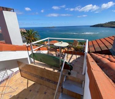 Mundaka House | Oceanfront Retreat at Mundaka Vista Mar - Rated 8.7/10