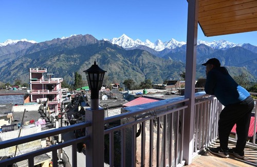 Munsyari Hotel | Discover Munsyari The Roof Top: Child-Friendly Retreat