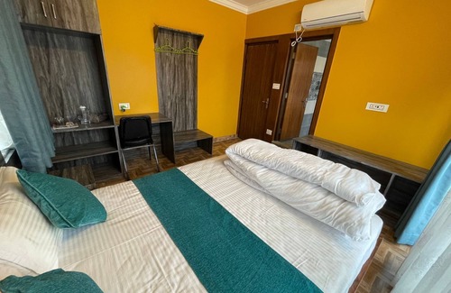 Lazimpat Bed & Breakfast | Budget-Friendly Munus Travel Home for Family Getaways