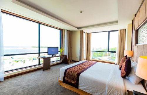 Dong Hoi Hotel | Relaxing Oceanfront Stay at Muong Thanh Holiday Quang Binh