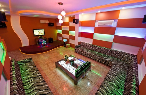 Lai Chau Hotel | Discover Muong Thanh Lai Chau Hotel: Relax by the Pool