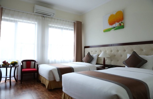 Lai Chau Hotel | Discover Muong Thanh Lai Chau Hotel: Relax by the Pool