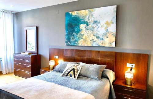 Lugo Apartment | Experience Muralla & Views: 4-Star Stay with High Ratings