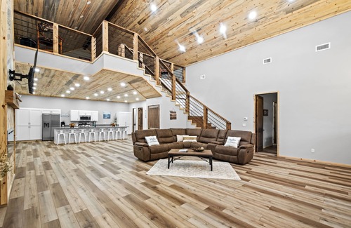 Nashville Cabin | Experience Murfreesboro's Riverfront Cabin with Stunning Views