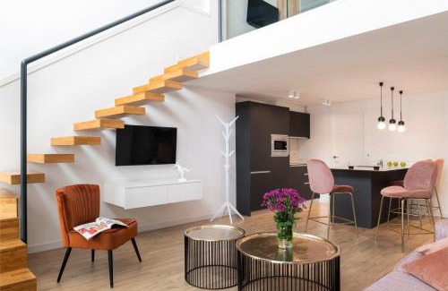 San Bernardo Apartment | Exceptional Family-Friendly Stay at Murillo Gardens Sevilla