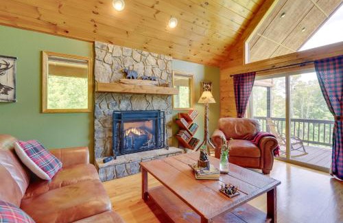 Unaka House | Relaxing Murphy Cabin with Hot Tub and Scenic Mountain Views