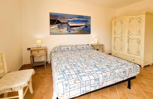La Maddalena Apartment | Family-Friendly Murphy Holiday Home - Residenza Barrettini
