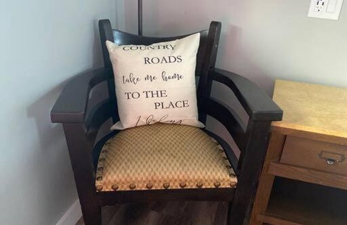 Catskill House | Family-Friendly Retreat at Murphys Law Inn, Rated 7.9/10