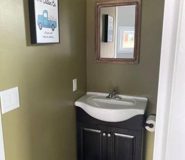 Catskill House | Family-Friendly Retreat at Murphys Law Inn, Rated 7.9/10
