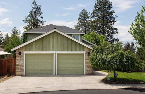 Boyd Acres House | Murphy’s Resort – Modern 3 BDR in Quiet Neighborhood! Pet Friendly!