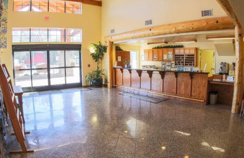 Murphys Hotel | Explore Murphys Suites: Oceanfront Gem with Pool & Spa