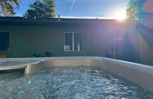 Murphys House | Unforgettable Murphys Wine Country Getaway with Ocean Views
