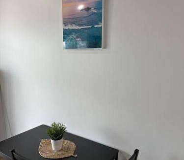 Allenstown House | Comfortable Murray Lane Hideaway: Pet & Child Friendly Stay