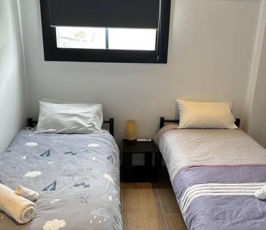 Allenstown House | Comfortable Murray Lane Hideaway: Pet & Child Friendly Stay