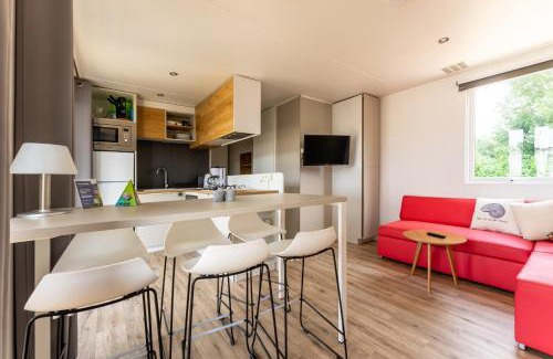 Haffkrug House | Discover Muschel 50: Oceanfront Family-Friendly Retreat