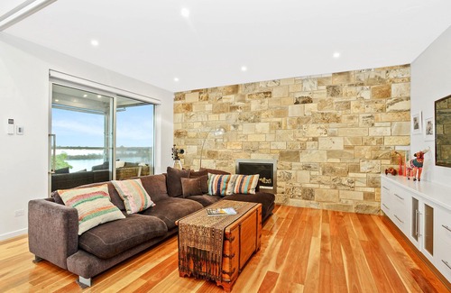 Wellington House | Pet-Friendly Muse on the Murray - Guest Rated 9.8/10