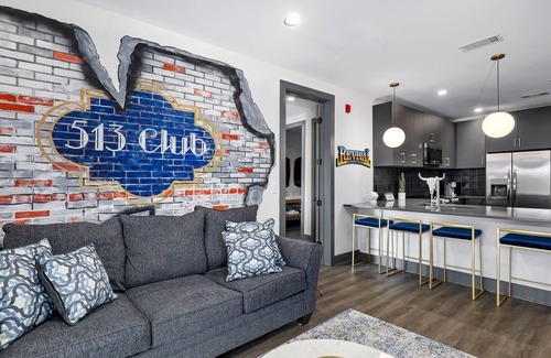 Rolling Mill Hill Condo | Stylish Muse Condo with Balcony, Gym & Pool Access