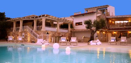 Santa Maria al Bagno Villa | Discover Muse Salentine: Pet-Friendly Oceanfront Retreat