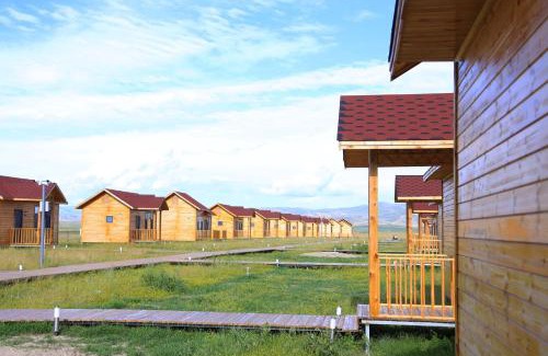 Zhaosu County Apartment | MuseNomad Retreat