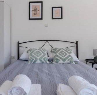 Karfas Apartment | Pet-Friendly Retreat at Muses_Calliope, Chios - Rated 9.4/10