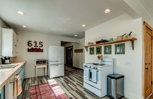 Glencliff House | Guest Rated: 10/10 Music City Roost Near Downtown Nashville