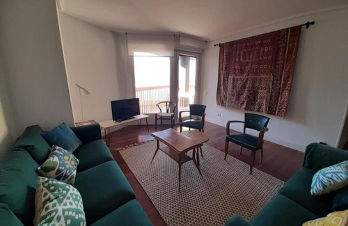 Zarautz Apartment | Oceanfront Getaway with Pool - Egona-MUS9 Beach Retreat