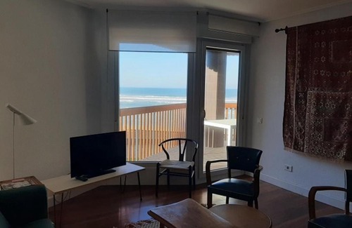 Zarautz Apartment | Oceanfront Getaway with Pool - Egona-MUS9 Beach Retreat