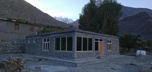 Hunza House | Family-Friendly Getaway at Musofir Khona Guest House