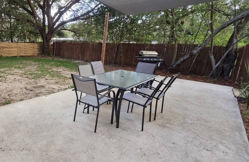 Crystal River House | Unmissable Stay! Guest Rated 10/10 with Pool & Spa