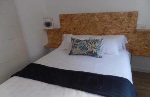 Rio de Couros House | Cozy Mustache Studio: Child-Friendly Retreat with High Ratings