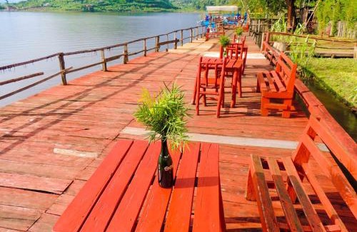 Kisoro Hotel | Eco-Friendly Retreat at Mutanda Eco Community Center