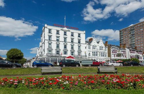 Westcliff-on-Sea Hotel | Discover Muthu Westcliff Hotel with Oceanfront Views