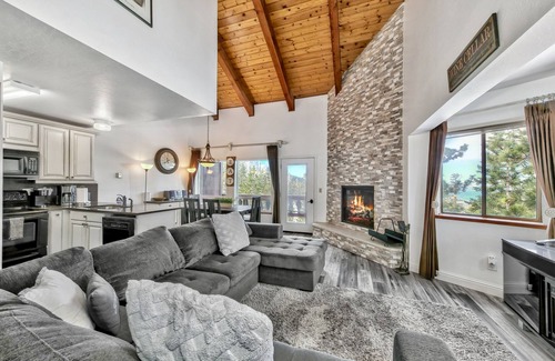 Tahoe Village Condo | Experience Mv17: Lake View Ski Cabin with Pool & Spa