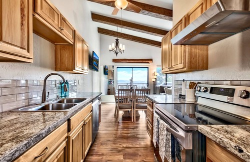 Tahoe Village Cabin | Experience MV50 Grand Lodge Lake Tahoe with Game Room & Spa