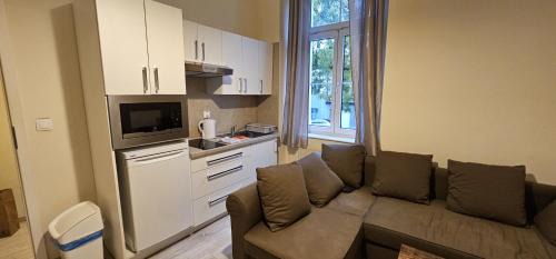 Teplice Apartment | Pet-Friendly MVAhouse: Guest Rated 9/10, Family Welcoming