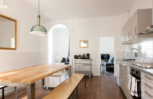 Dreta de l'Eixample Apartment | Discover My Address in Barcelona: Pet-Friendly Oasis