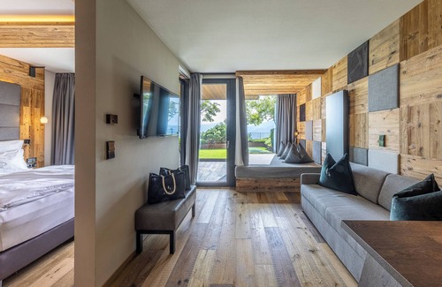 Sant'Andrea in Monte Hotel | Experience My Arbor: 5-Star Spa Retreat with Pool Access