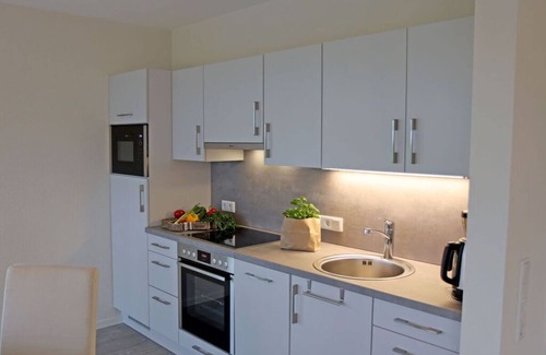 Niesgrau House | Cozy Baltic Sea Retreat with Kitchen & Breakfast Included